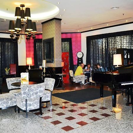 Coral Oriental Dubai Hotel Buitenkant foto